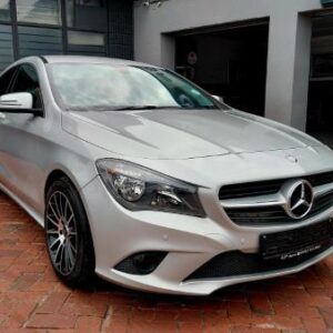 Alternative view of Mercedes-Benz CLA 2014