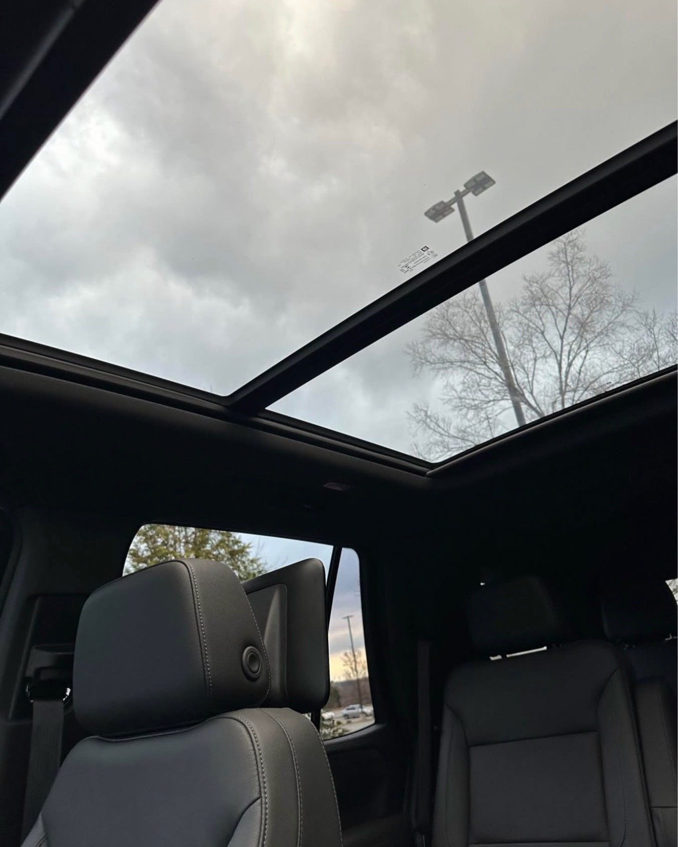 2021 Chevrolet Tahoe · LT Sport Utility 4D - Image 2