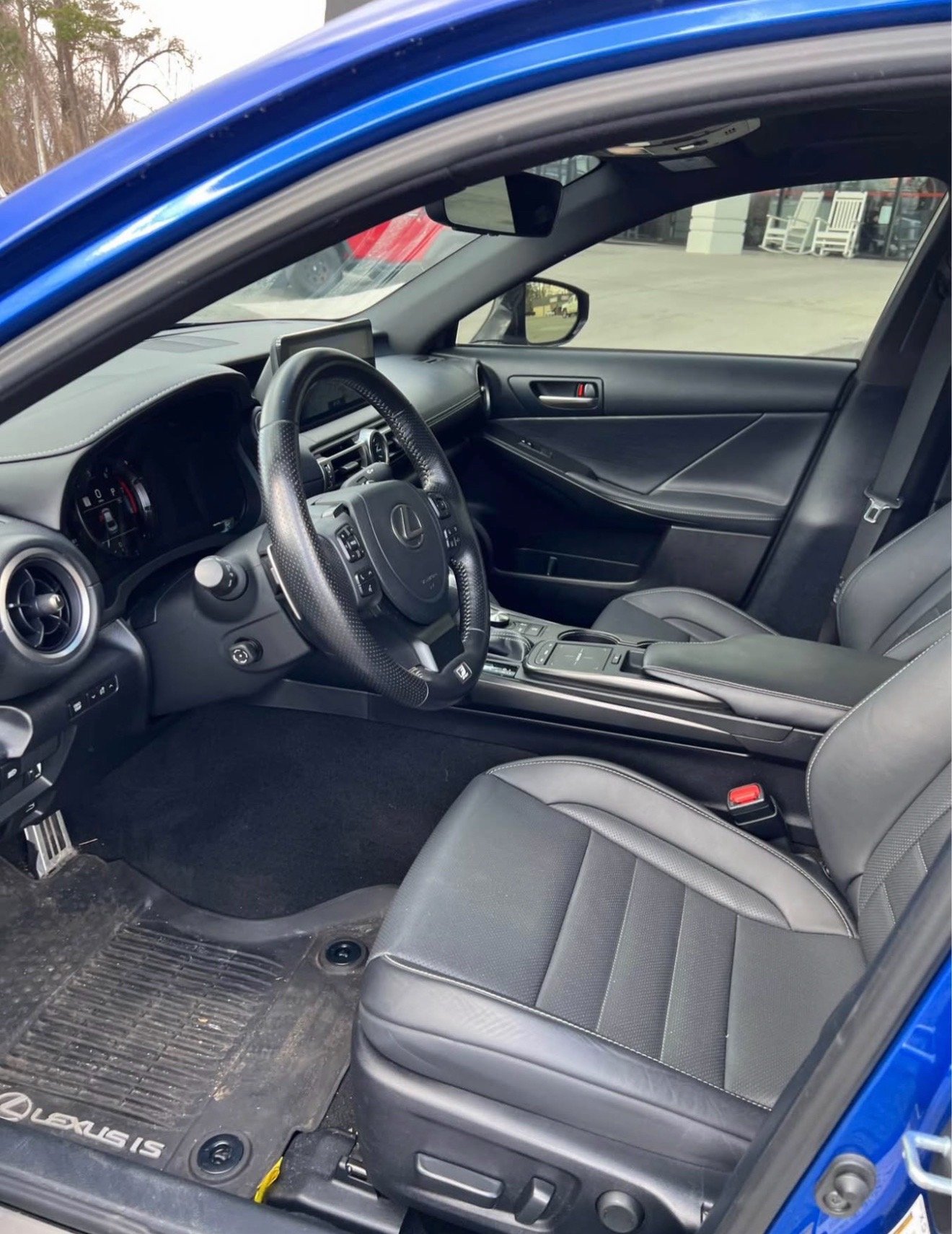 2022 Lexus IS 350 F Sport Sedan 4D - Image 3