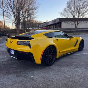 Alternative view of 2015 Corvette Z06 2LZ - Velocity Y