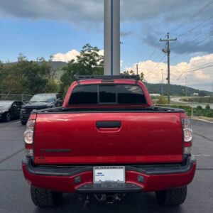 Alternative view of 2012 Toyota Tacoma V6 4x4 – TRD Sport