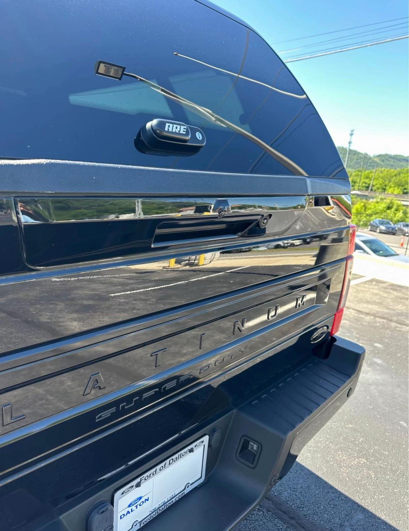 2020 Ford F250 Super Duty Crew Cab Platinum Pickup 4D 6 3/4Ft - Image 12