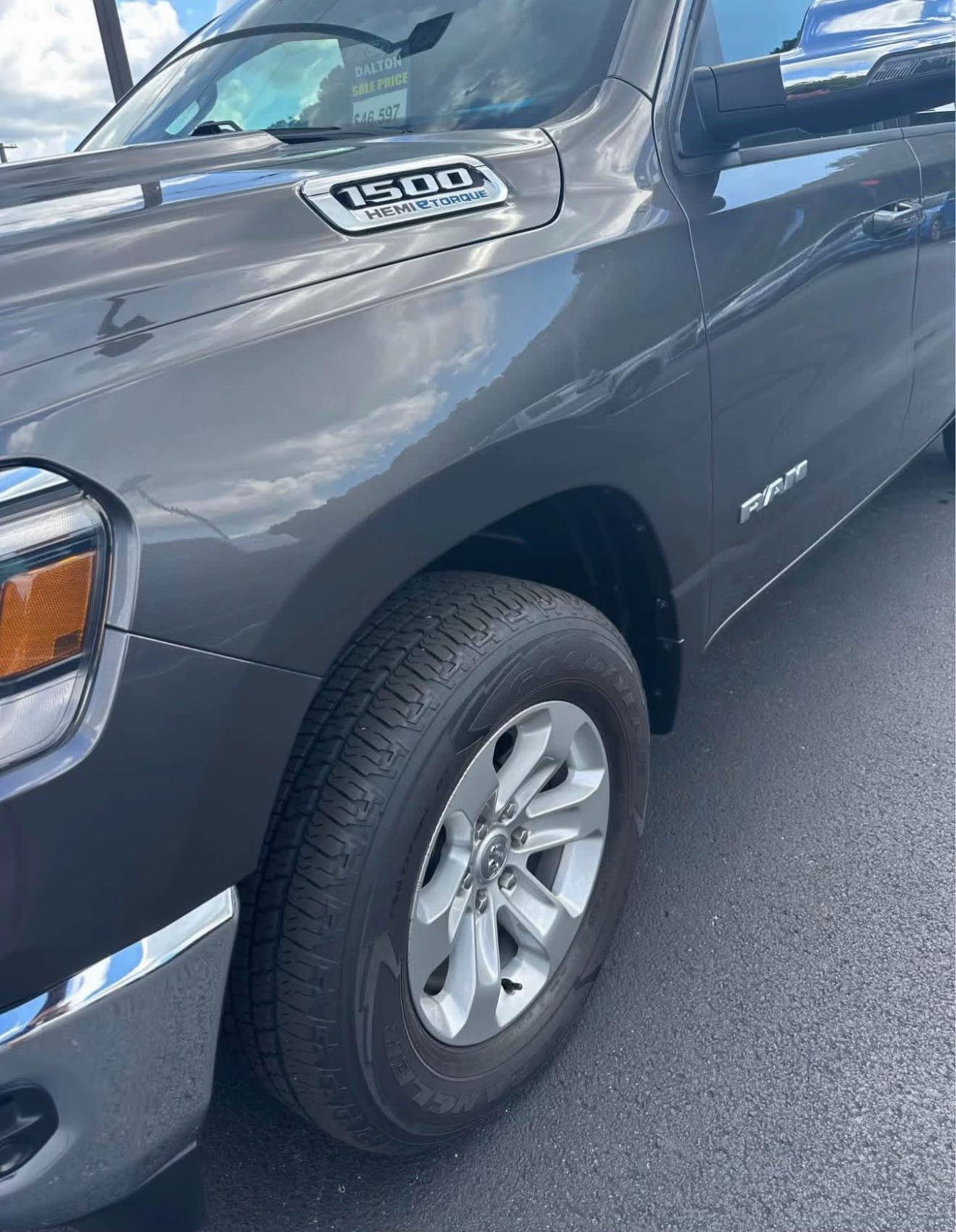 2023 RAM 1500 LARAMIE - 5.7L RWD W/ 4X4 - Image 3