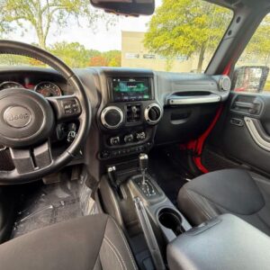 Alternative view of 2018 Jeep Wrangler Jk Un limited Sahara