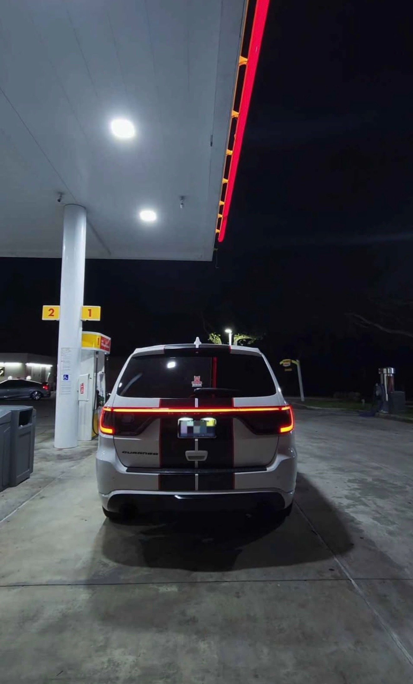 2014 dolge Durango R/T Premium Sport Utility - Image 2