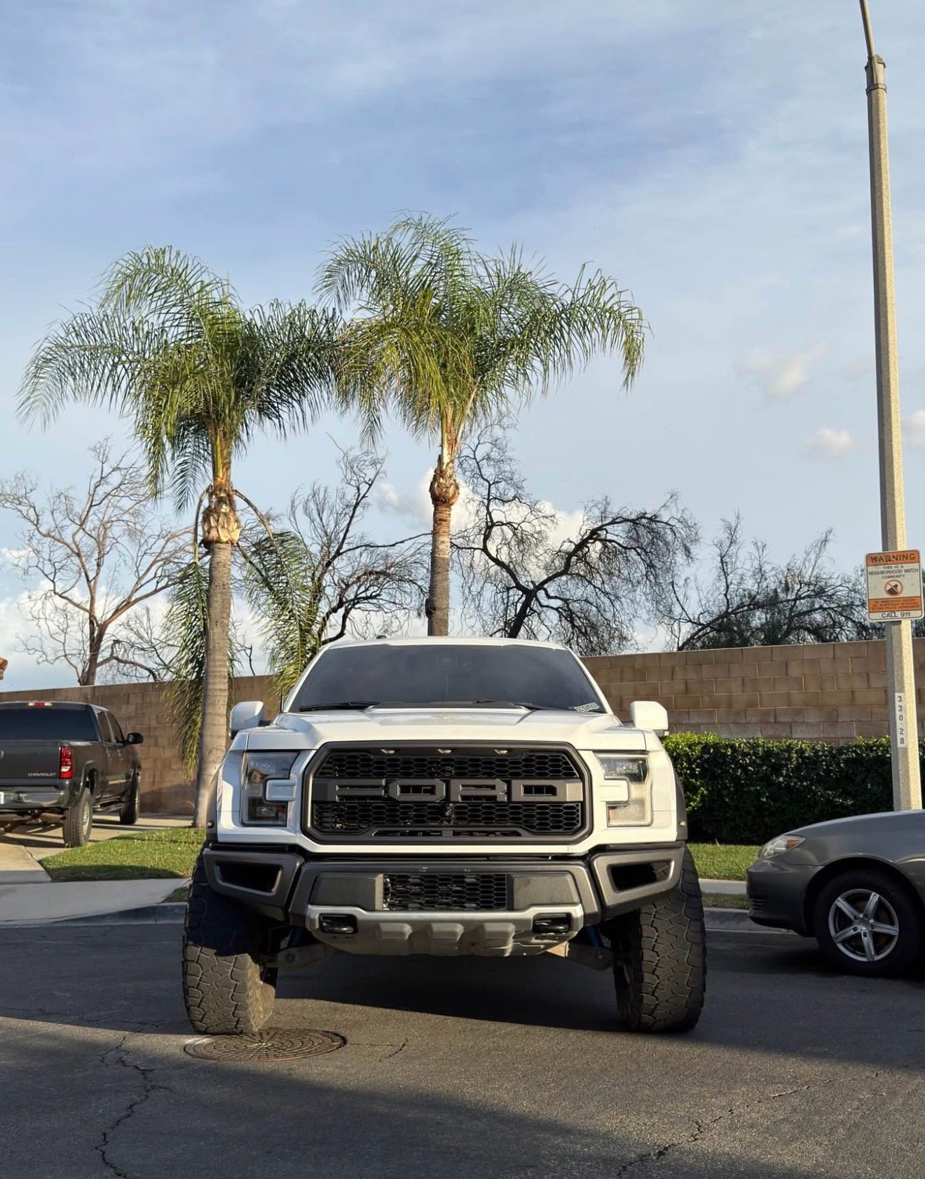 2017 Ford F-150 Super Crew Raptor Pickup 4D 5 1/2 ft - Image 11