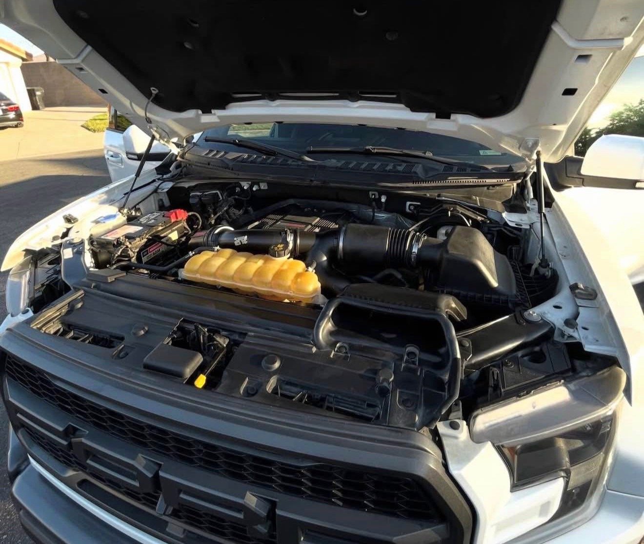 2017 Ford F-150 Super Crew Raptor Pickup 4D 5 1/2 ft - Image 12