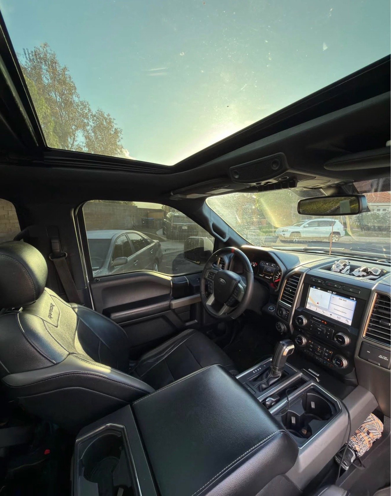 2017 Ford F-150 Super Crew Raptor Pickup 4D 5 1/2 ft - Image 4