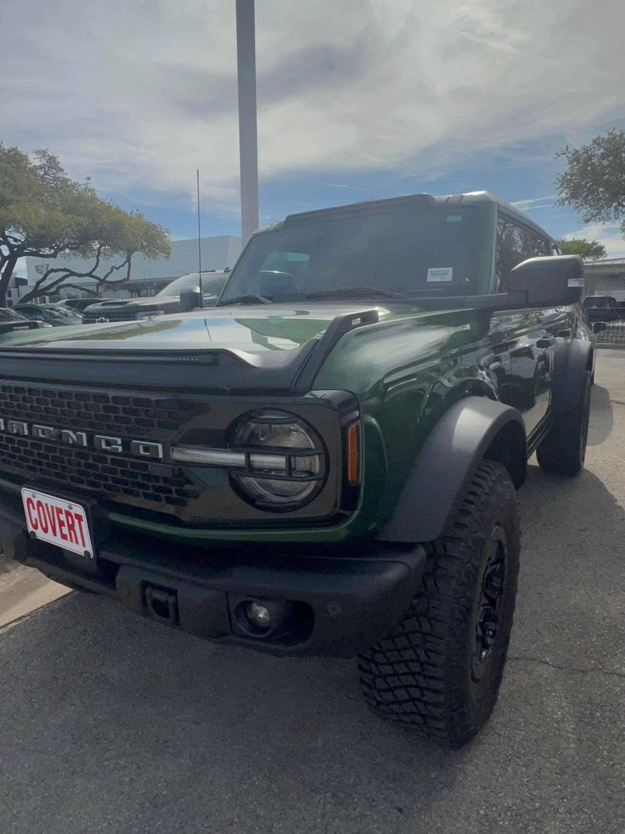 2023 Ford Bronco Badlands Sport - Image 4