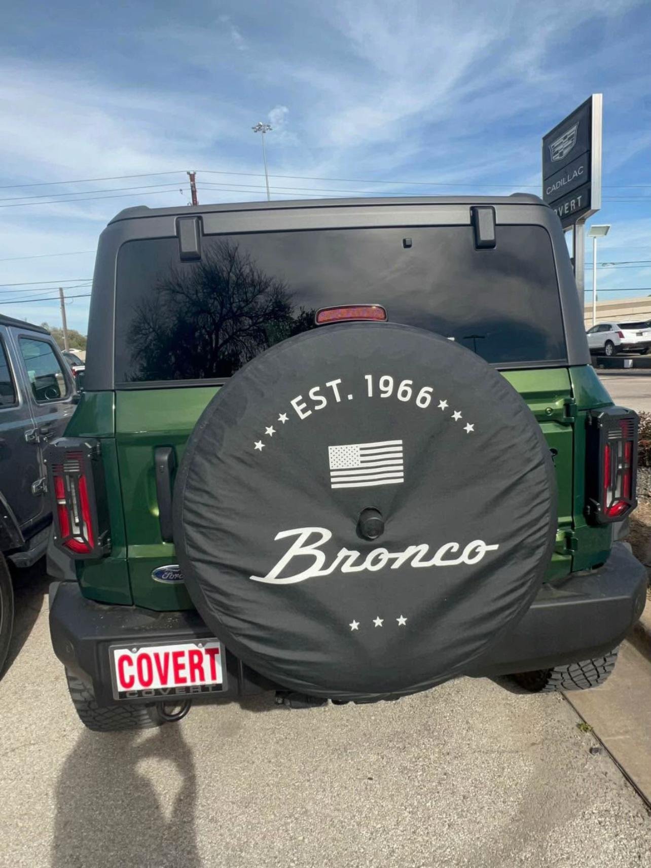 2023 Ford Bronco Badlands Sport - Image 9