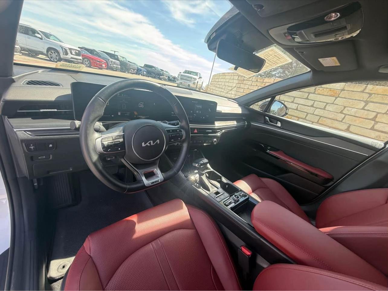 2025 Kia K5 Gt -Line Sedan 4D - Image 9