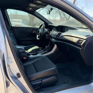 Alternative view of 2017 Honda accord