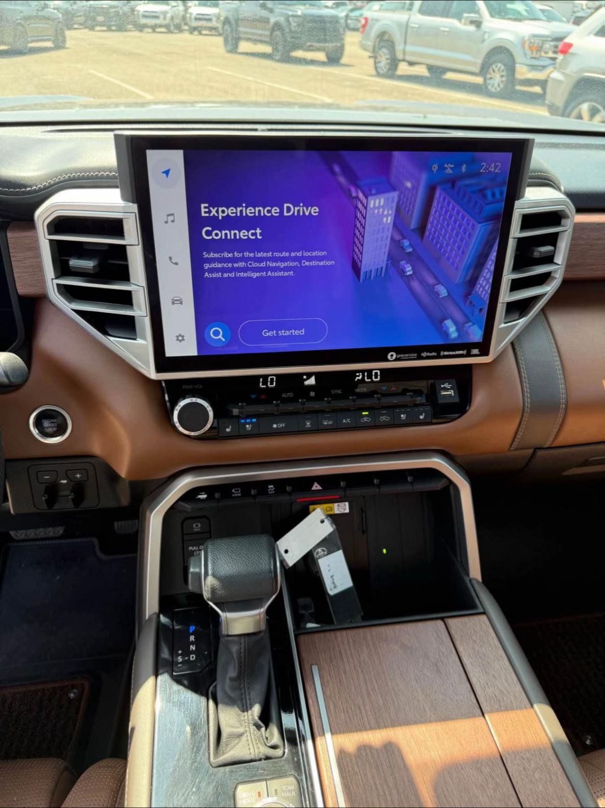 🤠🔥 2023 Toyota Tundra 1794 Edition - Image 10