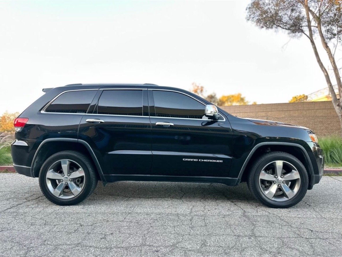 2016 Jeep Gran Cherokee limited i - Image 9