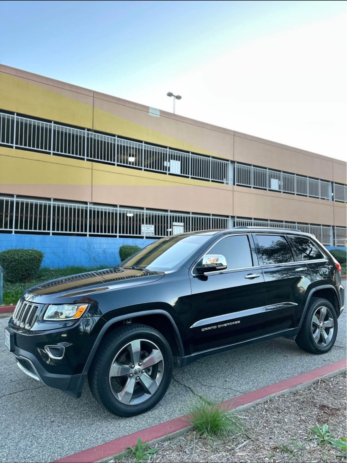 2016 Jeep Gran Cherokee limited i - Image 15