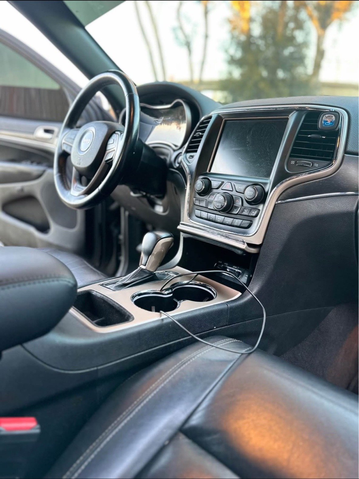 2016 Jeep Gran Cherokee limited i - Image 6