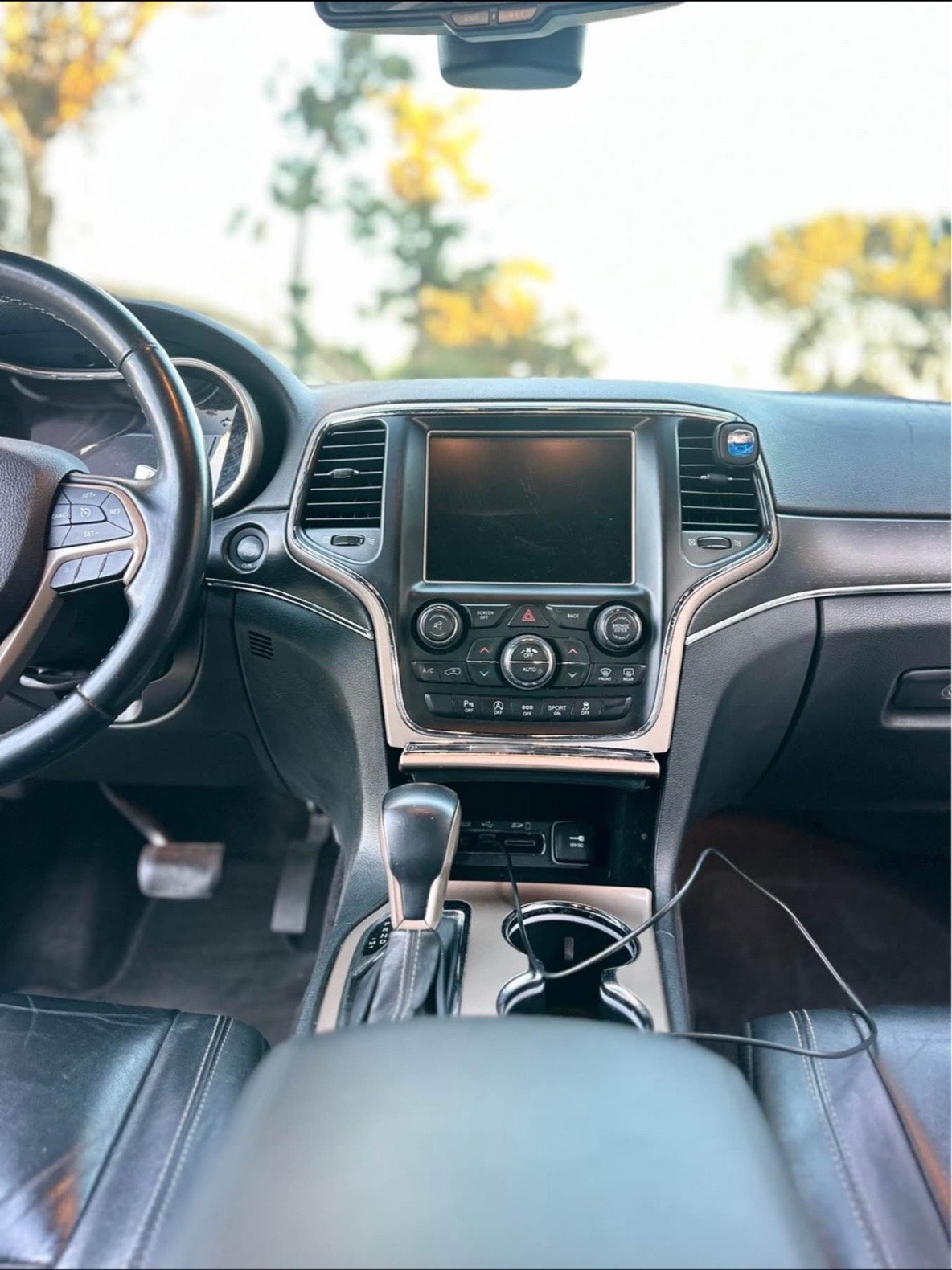 2016 Jeep Gran Cherokee limited i - Image 5