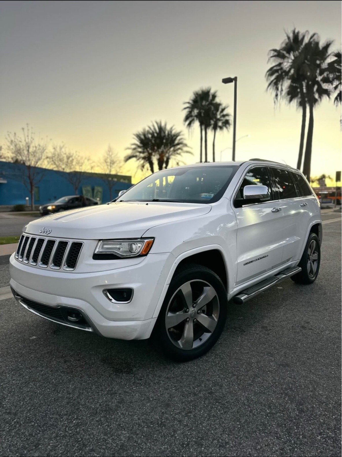 2015 JEEP GRAND CHEROKEE OVERLAND 4x4 OVERLAND - Image 9