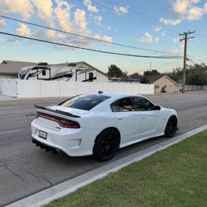 Alternative view of 2018 Dolge Charger Scat Pack Sedan 4D