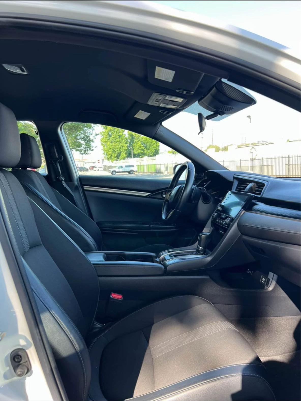 2020 Civic Hatchback Sport 1.5 - Image 3