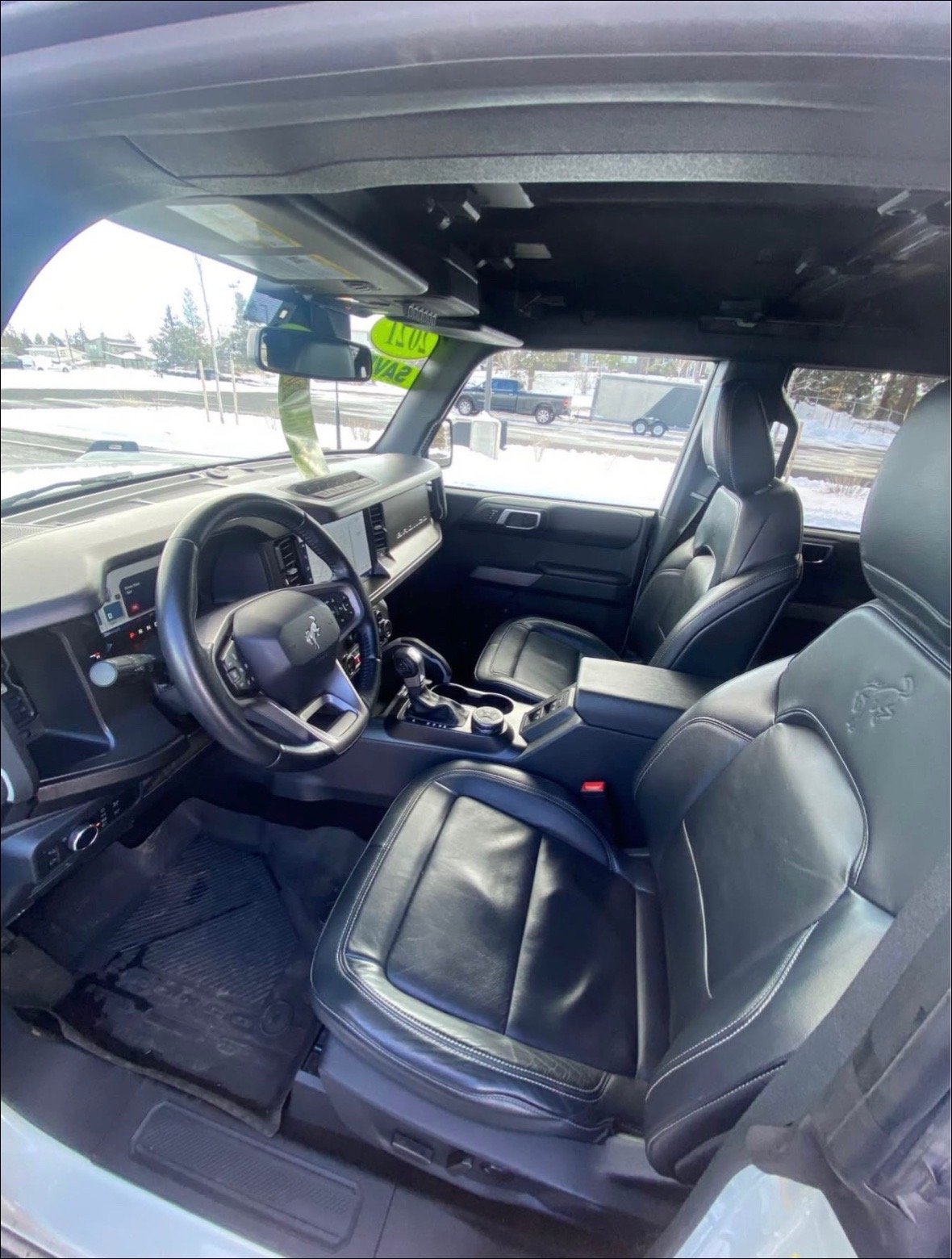 Super clean 2021 Ford Bronco First Edition with the 2.7L EcoBoost V6 - Image 9