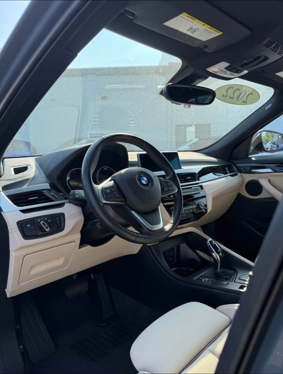 2022 BMW X2 Drive28i Sport Utility 4D - Image 9