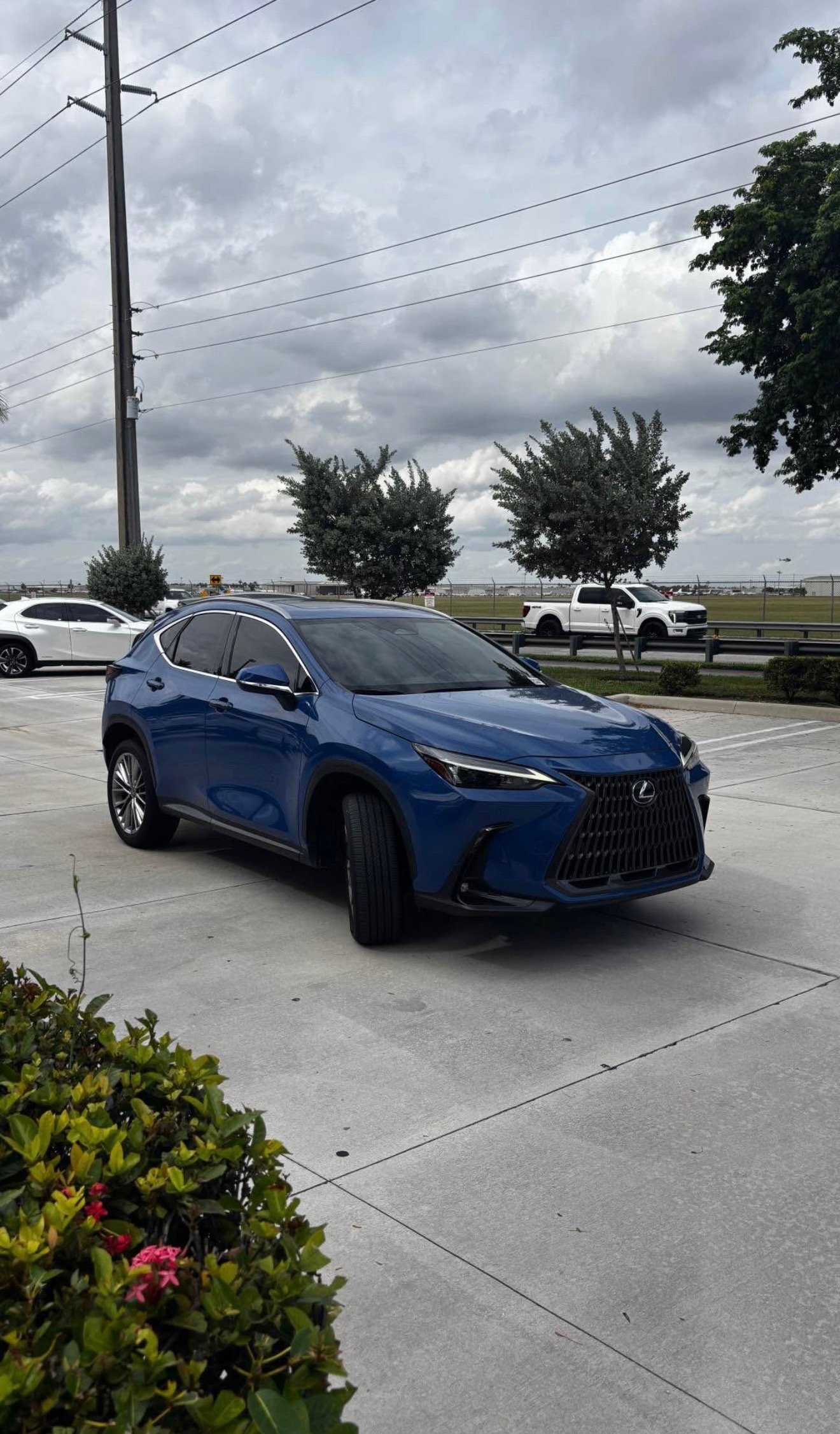 2022 Lexus NX 350 Premium Sport Utility 4D - Image 9