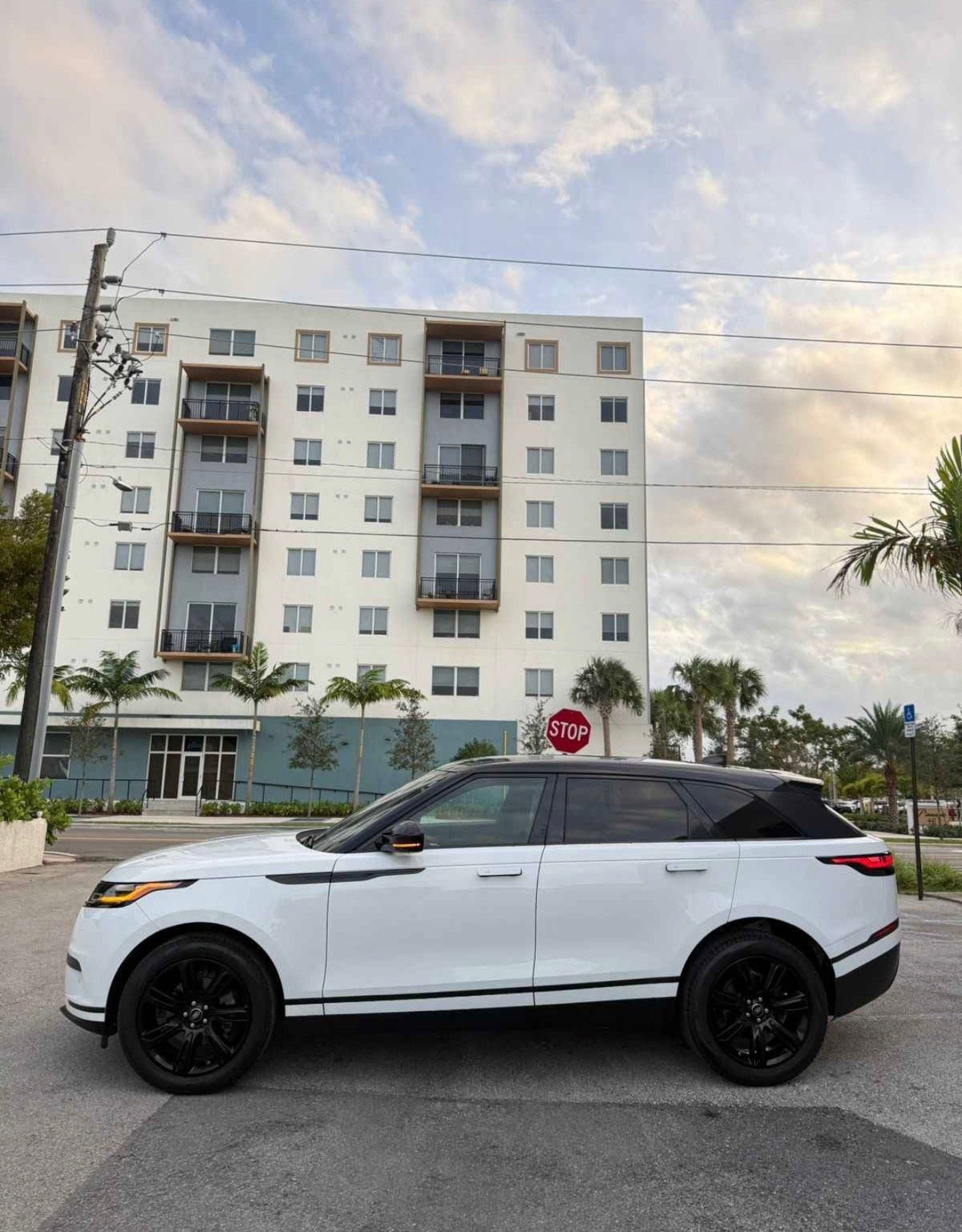 2020 Land rover Range ROVER velar S P250 Sport - Image 3