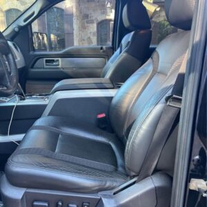 Alternative view of Ford F-150 Raptor