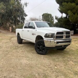 Alternative view of 2017 Dodge 2500 SLT.