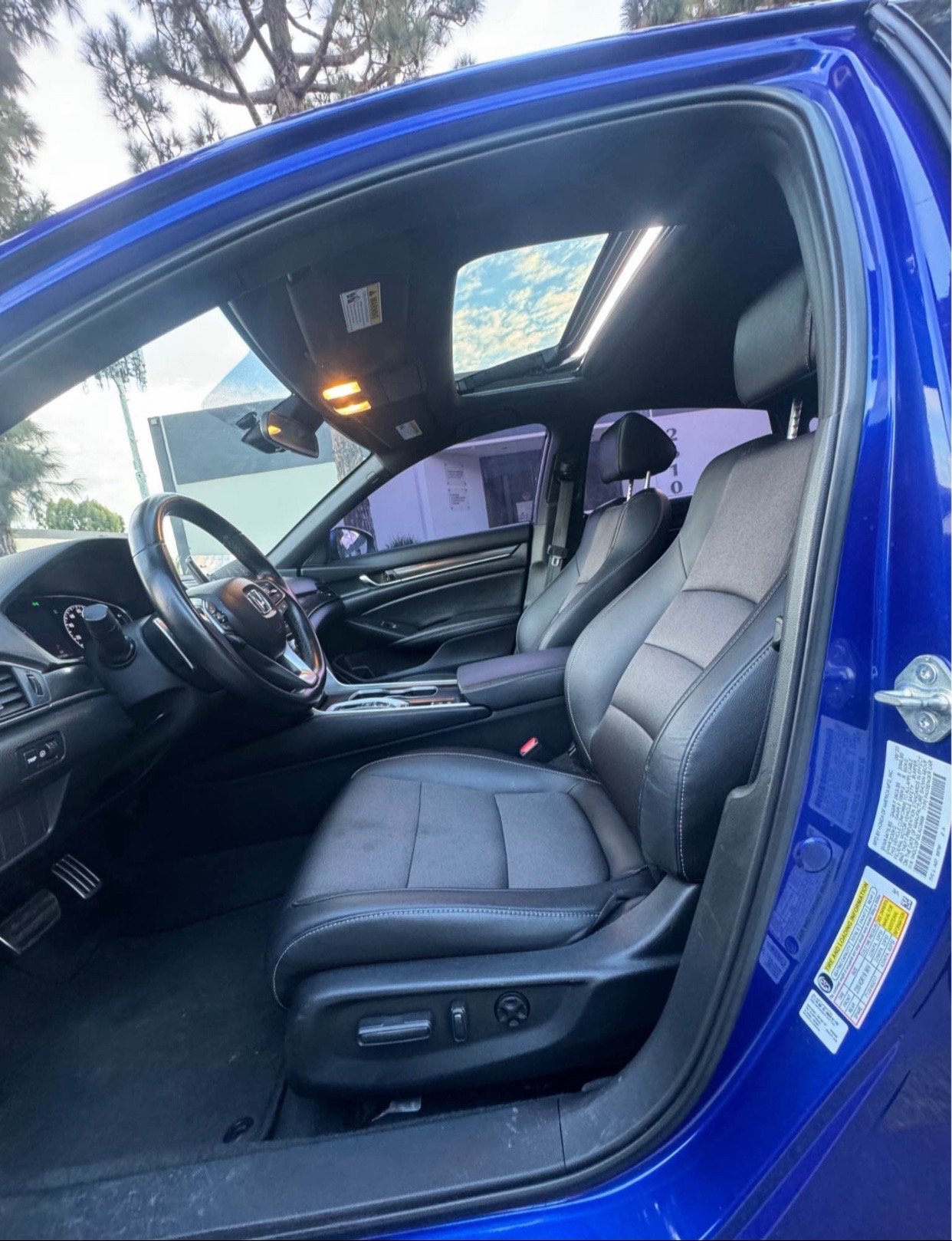 2020 Honda Accord - Image 5