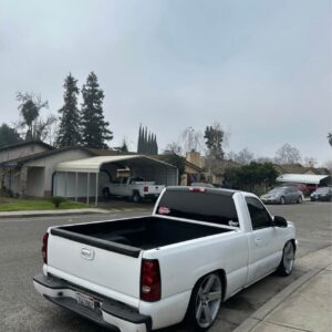 Alternative view of 2003 CHEVROLET Regular Cab short bled