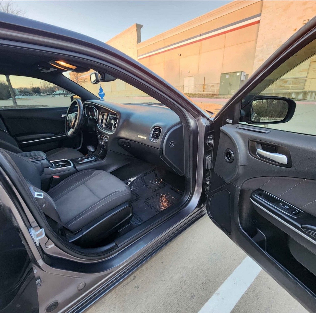 2018 Dolge Charger Sxt plus Sedan 4D - Image 6