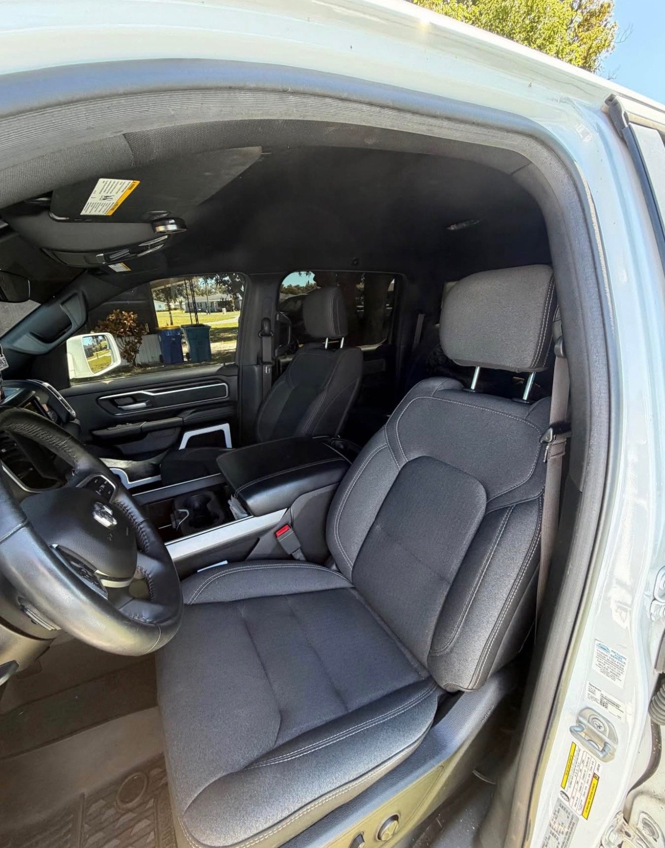 2020 Ram 1500 Crew Cab Big horn - Image 9