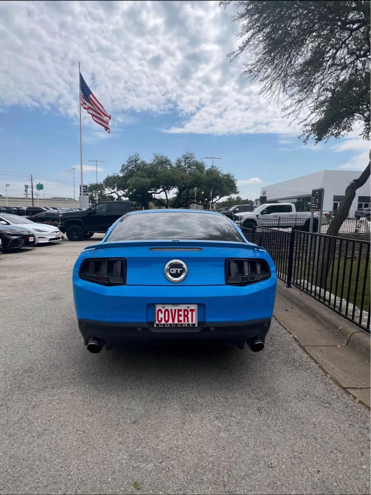 5.0 4V TI-VCT V8!! Beautiful blue 5.0 GT Mustang! - Image 7