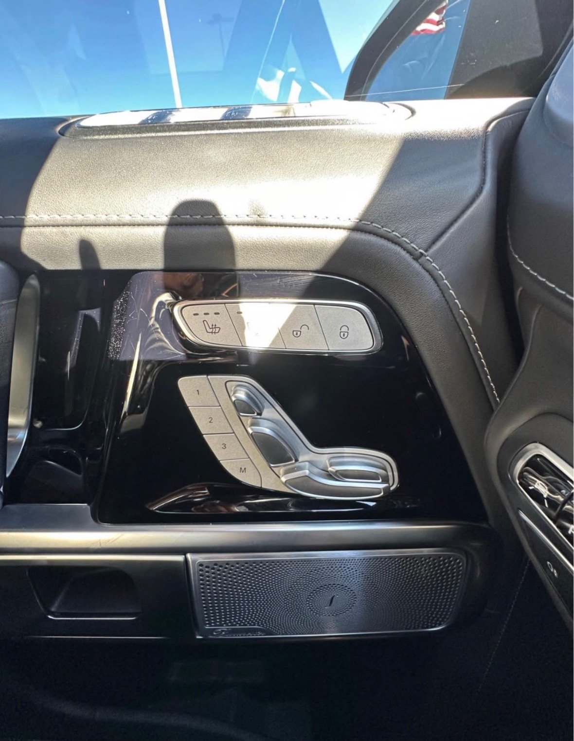 MercedesBenz G class 63 4 Matic Utility 4D - Image 15