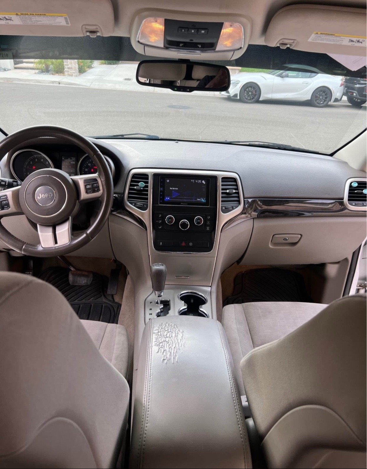 2013JeepGrandCherokee - Image 9