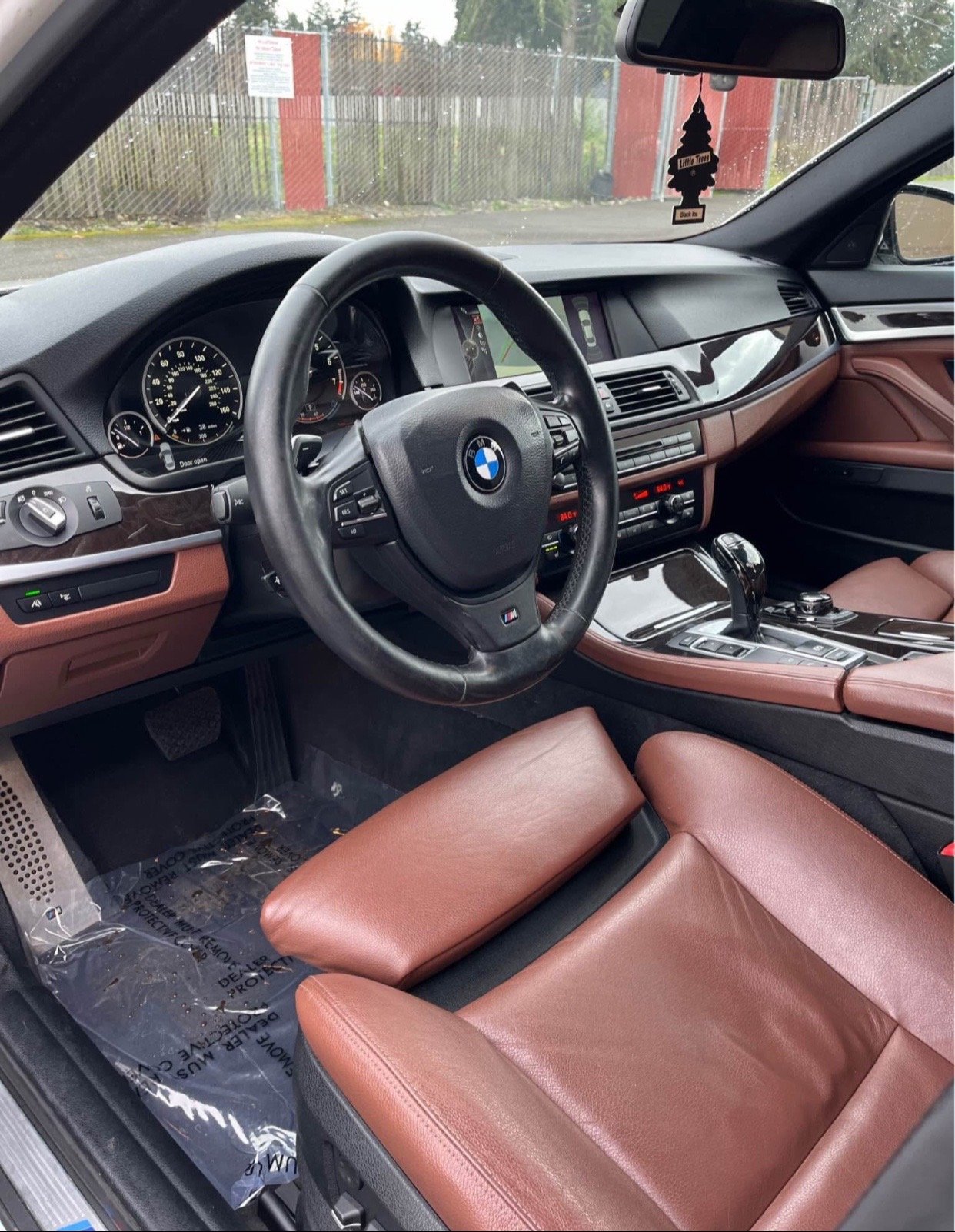2013 BMW 5 Series · 550i xDrive Sedan 4D - Image 6
