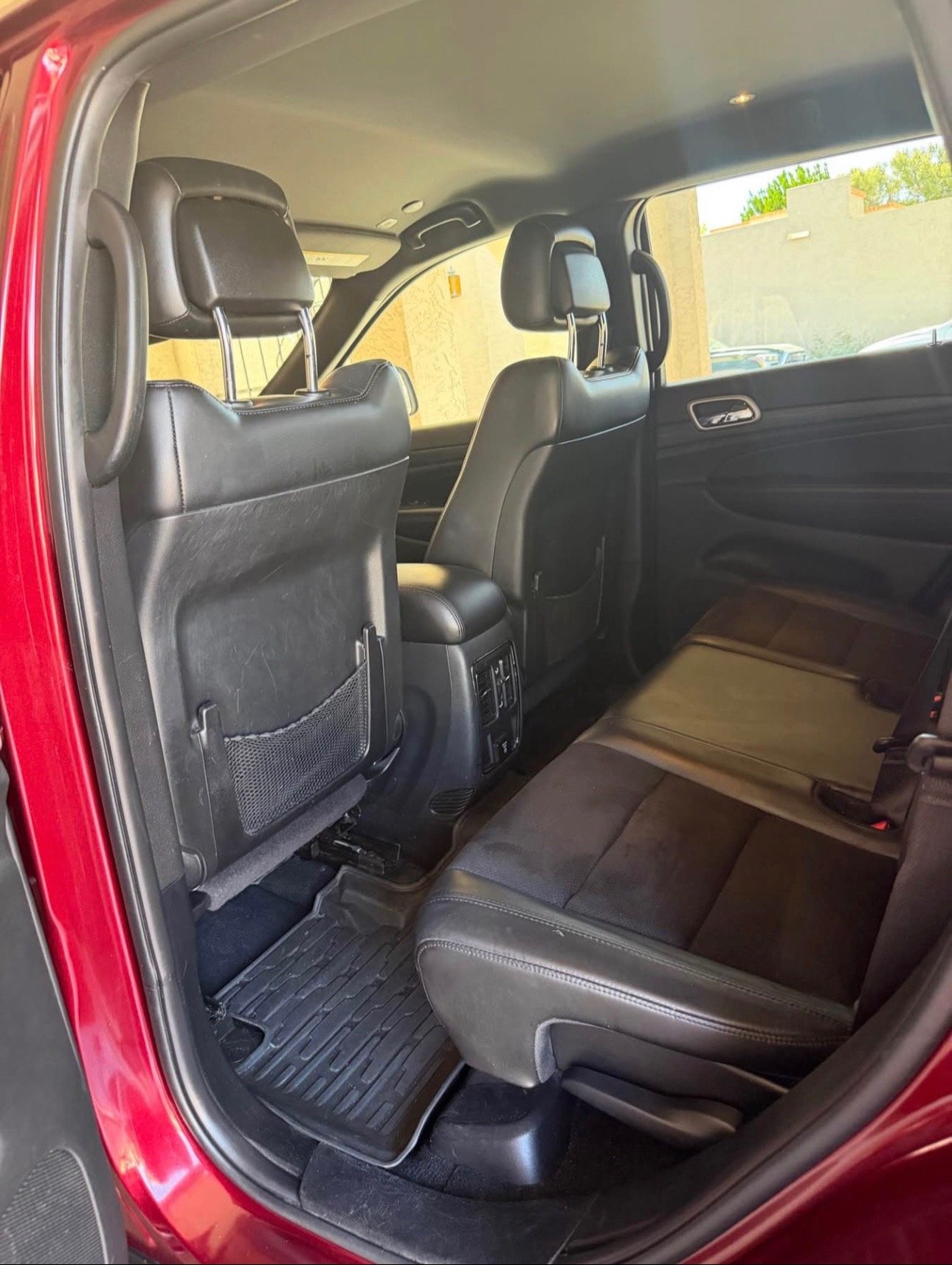 2020 Jeep Grand Cherokee · North Sport Utility 4D Red - Image 8