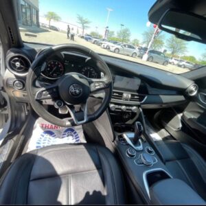 Alternative view of 2023 AlfaRomeoGiulia