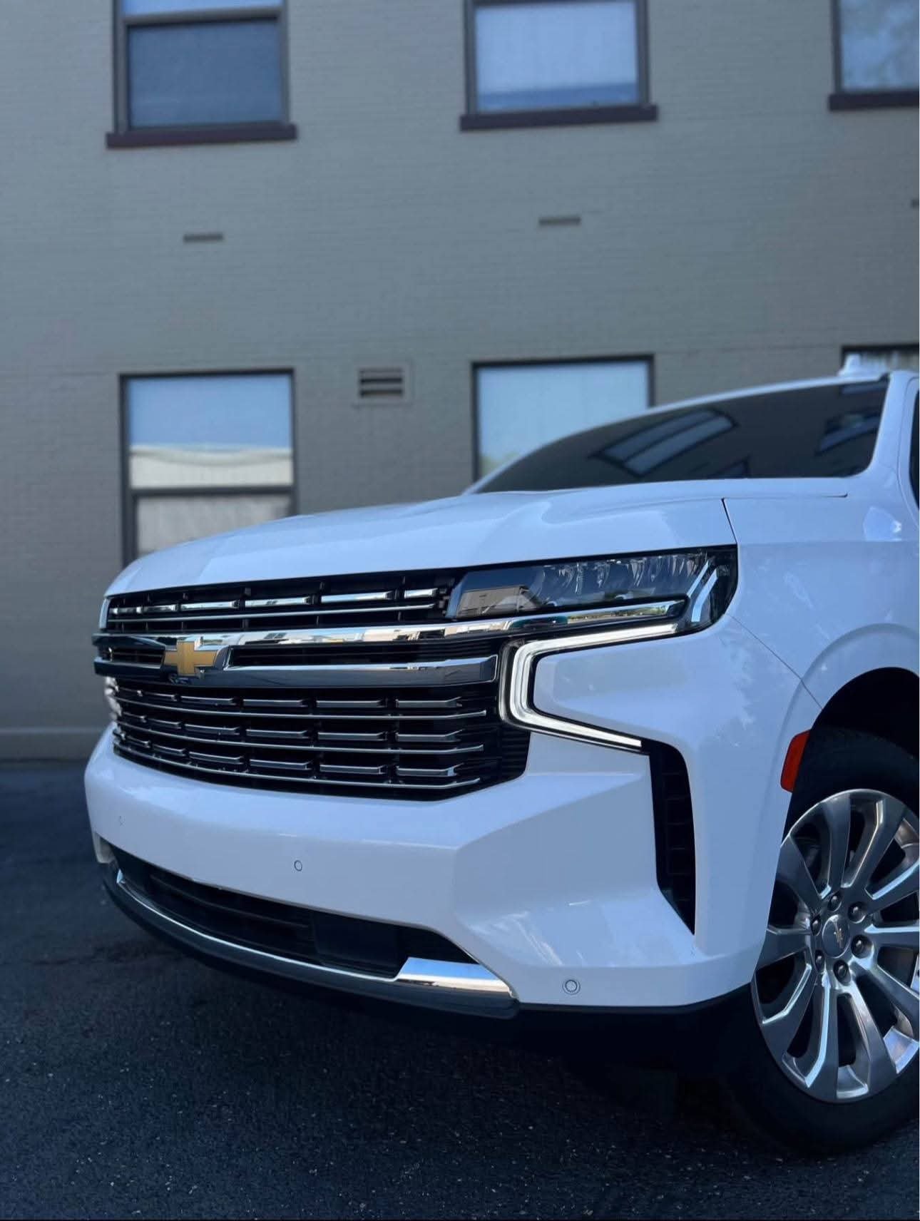 2022 CHEVROLET SuburbanPremier - Image 19