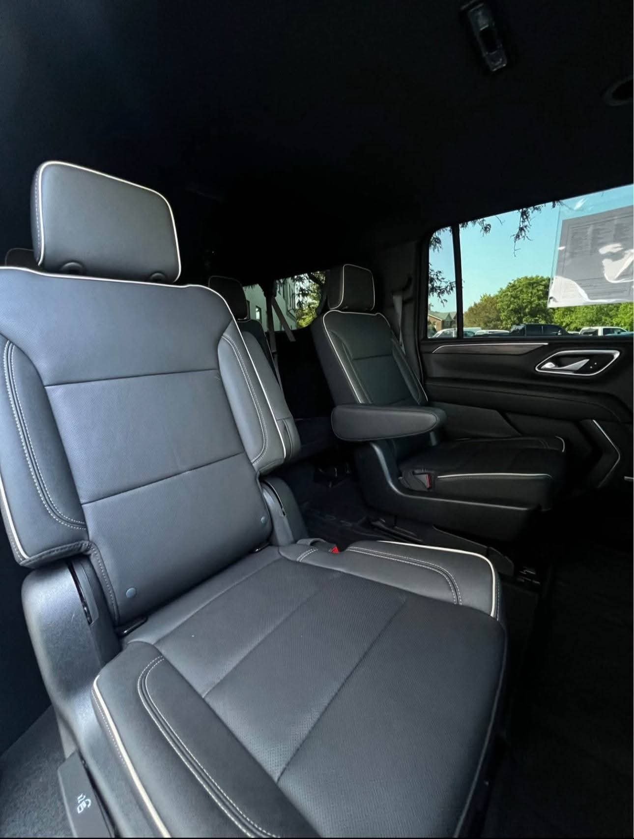2022 CHEVROLET SuburbanPremier - Image 6