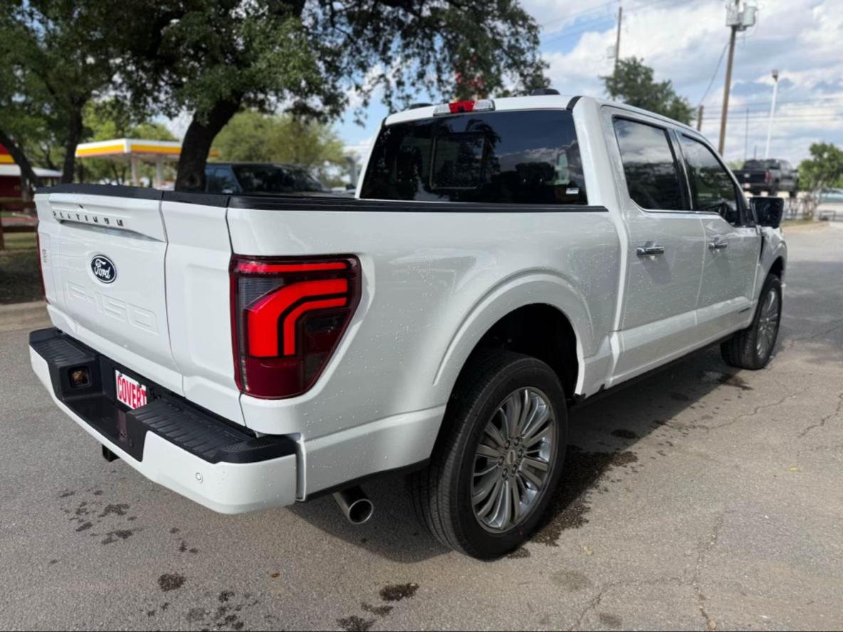 🔥 2025 Ford F-150 Platinum Hybrid 4x4 - Image 4
