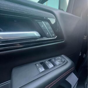 Alternative view of 2025 GMC Yukon • AT4 Ultimate