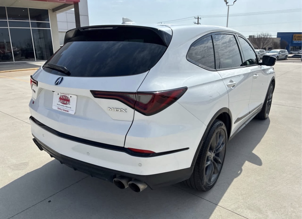 2022 Acura MDX Type S - Luxury Meets Performance - Image 7