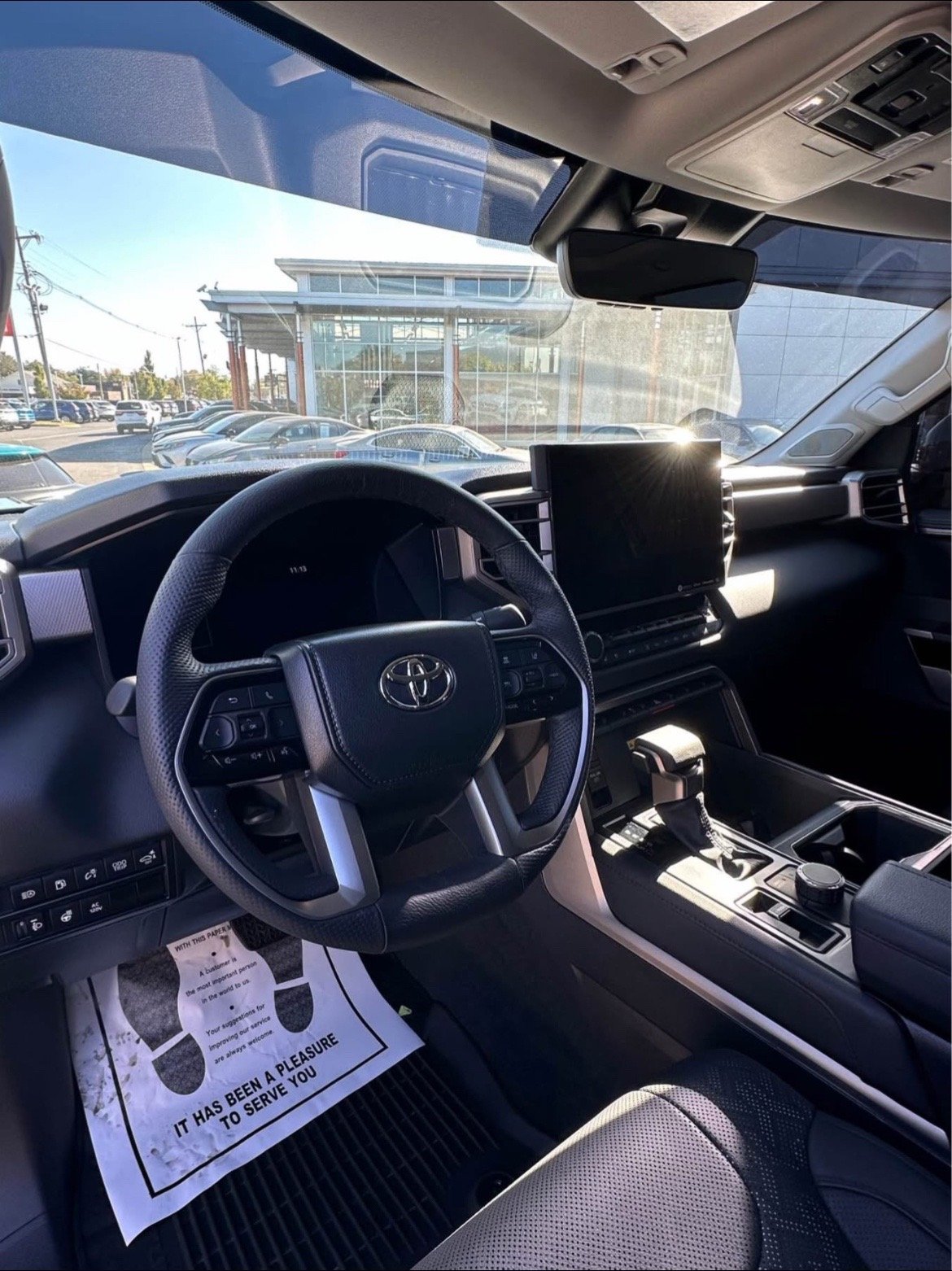 🚨 2024 Toyota Tundra Limited Hybrid 🚨 - Image 6
