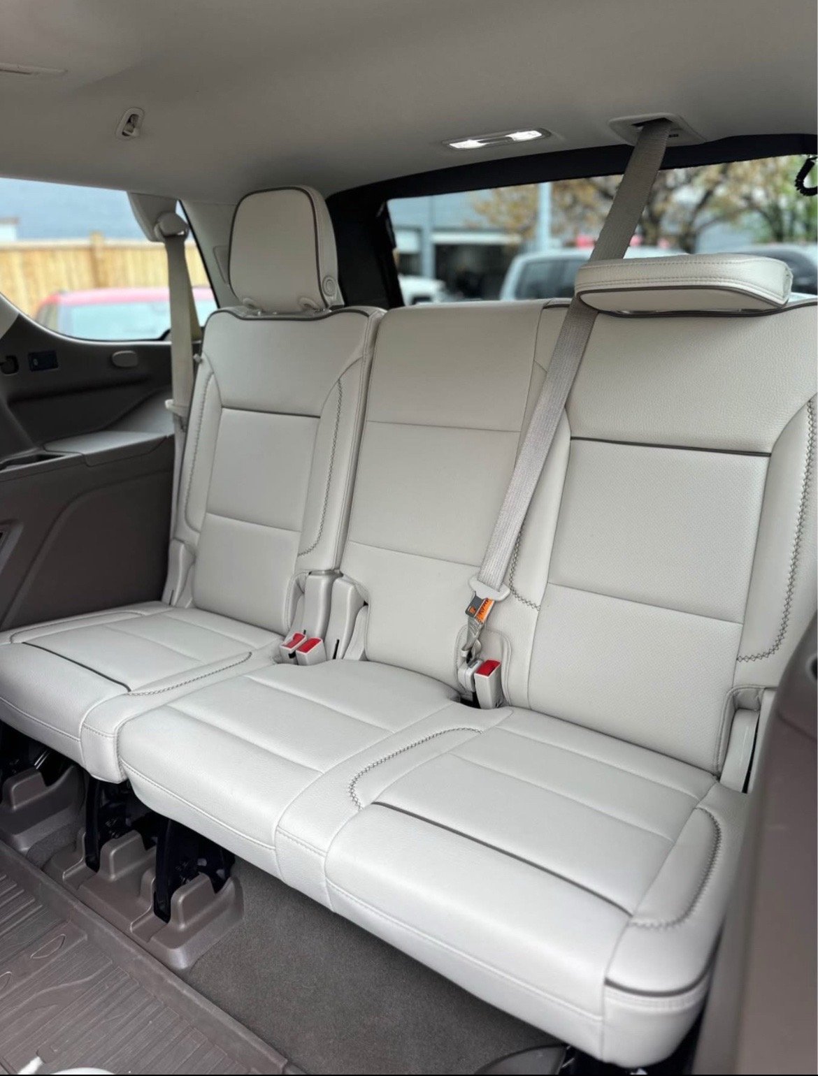 2023 GMC Yukon Denali - Image 3