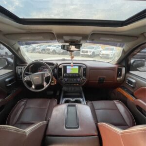 Alternative view of 2015 CHEVROLET SILVERADO 1500 HIGH COUNTRY
