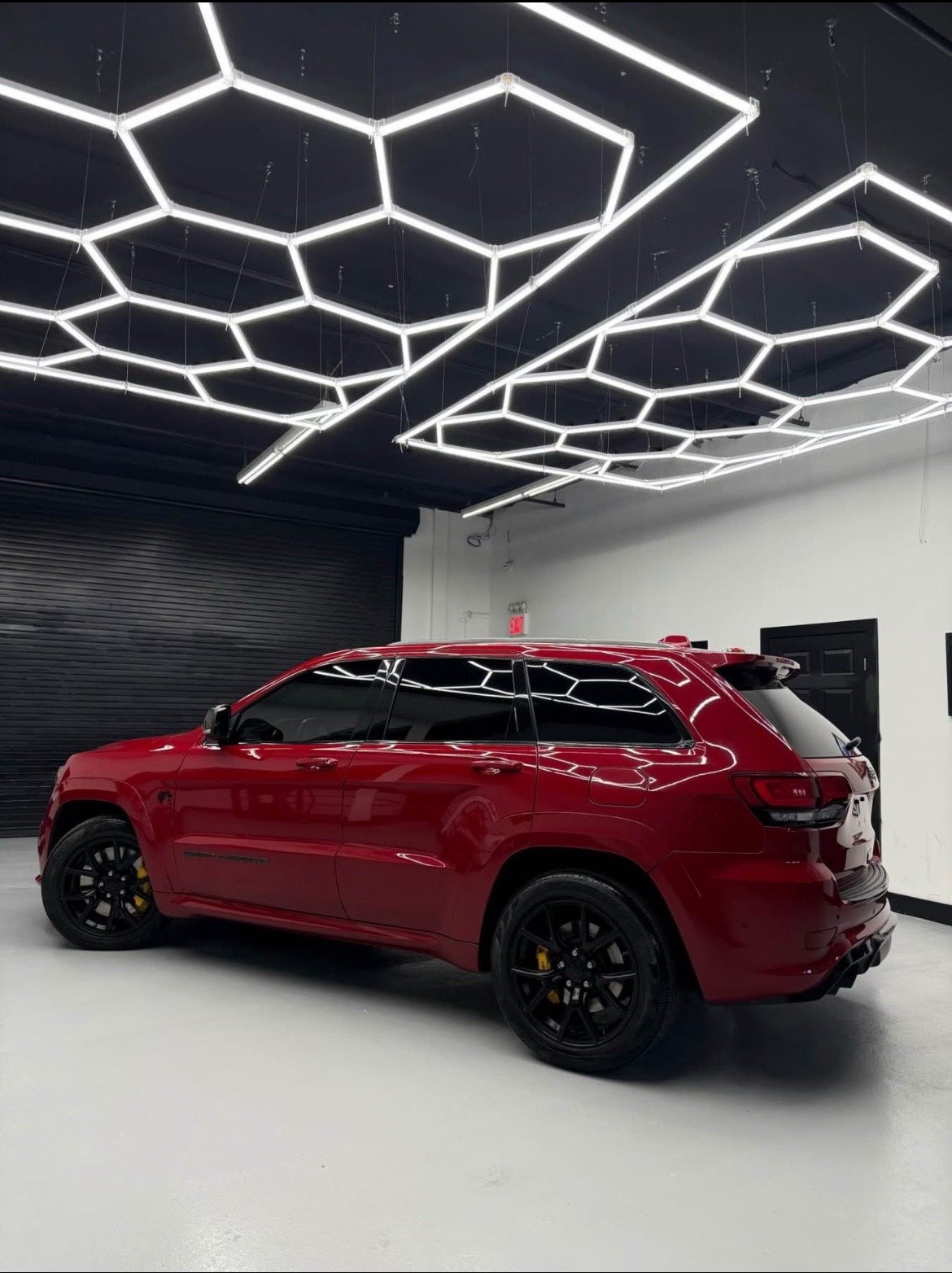2018 JeepGrandCherokee - Image 10