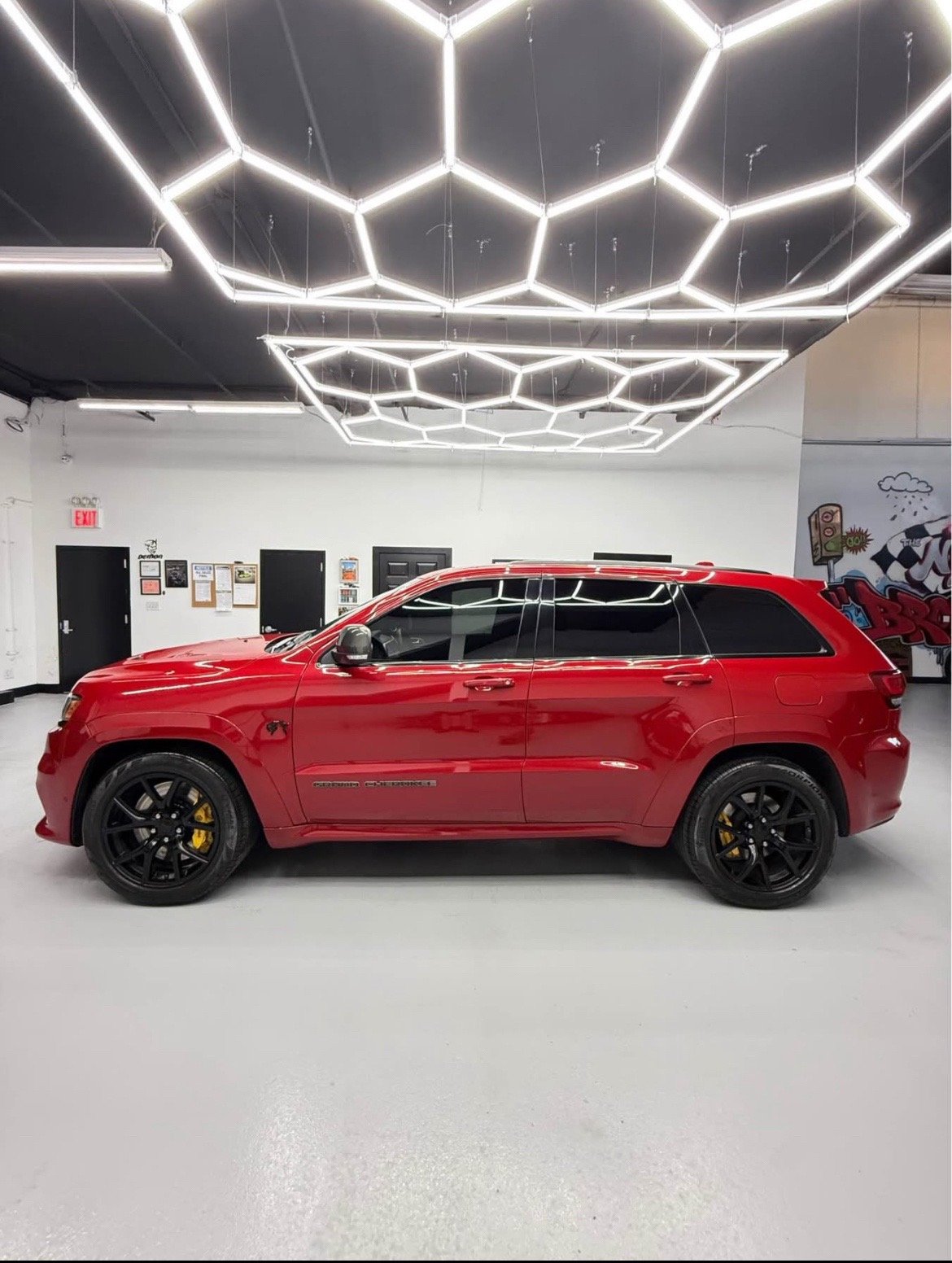 2018 JeepGrandCherokee - Image 6